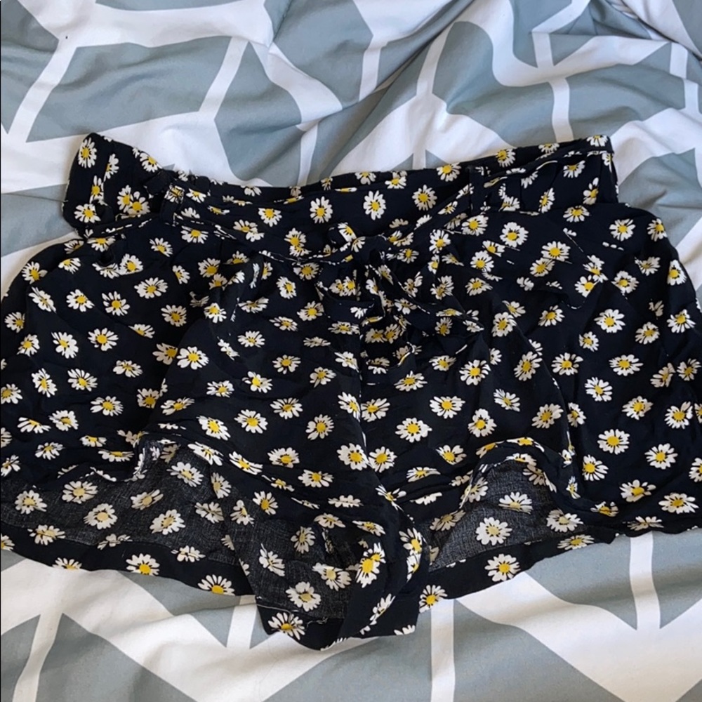 Daisy Shorts
